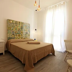  Guest house Via Siracusa 5